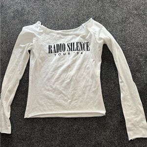 Brandy Melville White Long Sleeve "Radio Silence Tour '94" Top